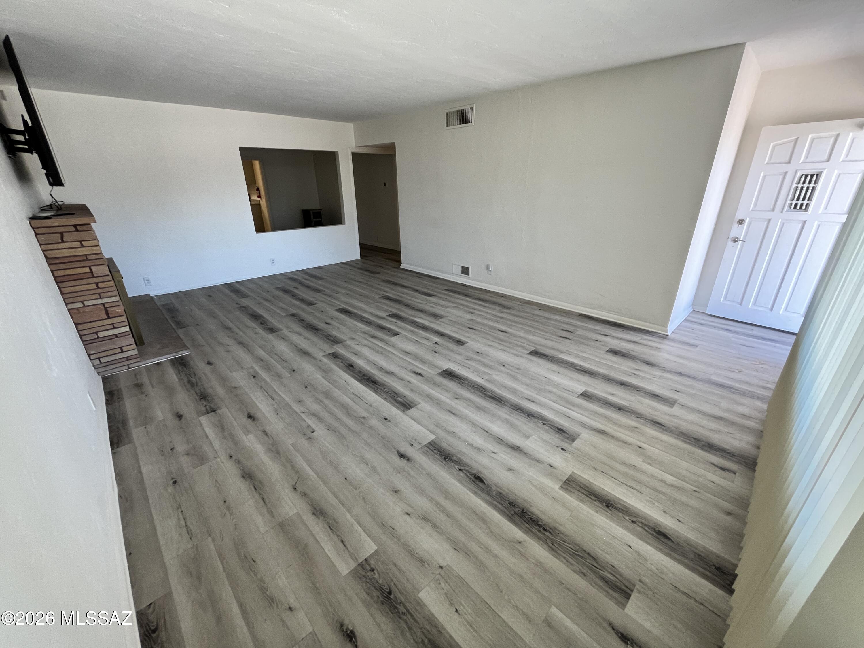 2220 East Grant Road, Unit A Tucson, AZ 85719 - Photo 4 of 23