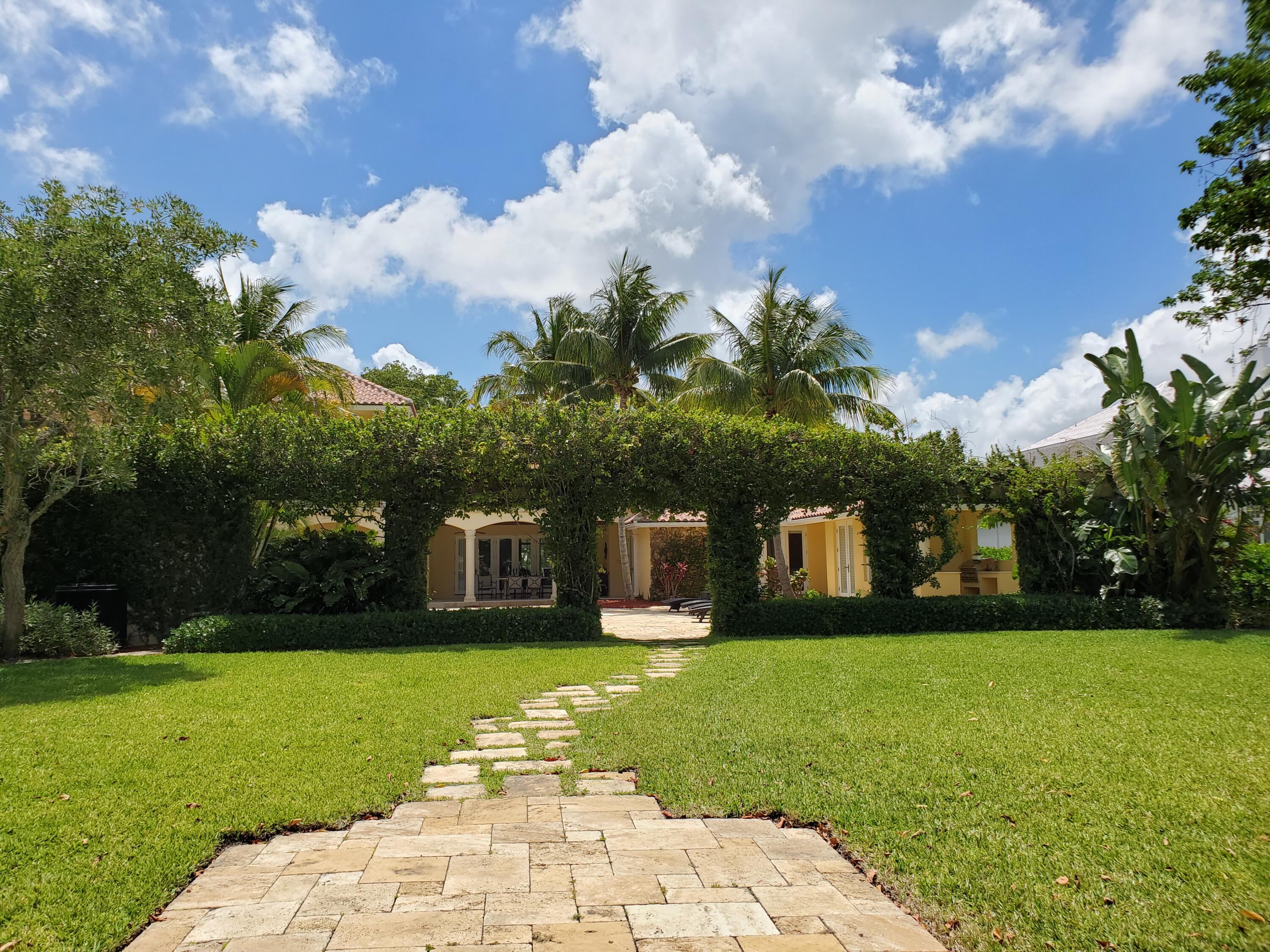 17849 Fieldbrook Circle East Boca Raton, FL 33496 - Photo 4 of 31 Backyard