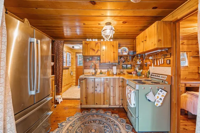 $615,000 | 30 Poirier & 20 Fertile Valley Road, Newport, WA 99156