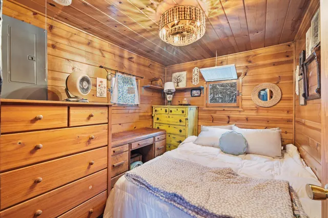 $615,000 | 30 Poirier & 20 Fertile Valley Road, Newport, WA 99156