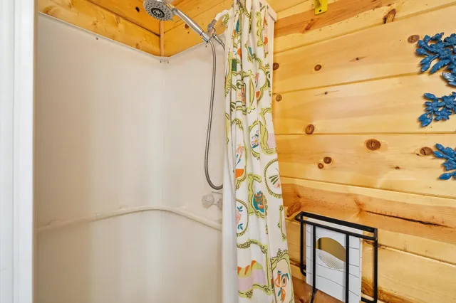 $615,000 | 30 Poirier & 20 Fertile Valley Road, Newport, WA 99156