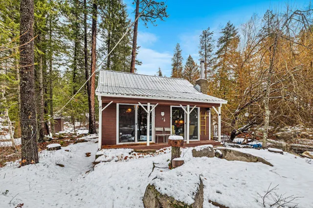 $615,000 | 30 Poirier & 20 Fertile Valley Road, Newport, WA 99156