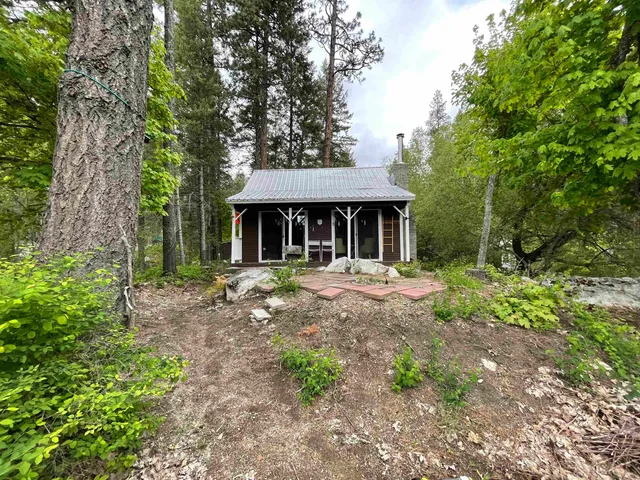 $615,000 | 30 Poirier & 20 Fertile Valley Road, Newport, WA 99156