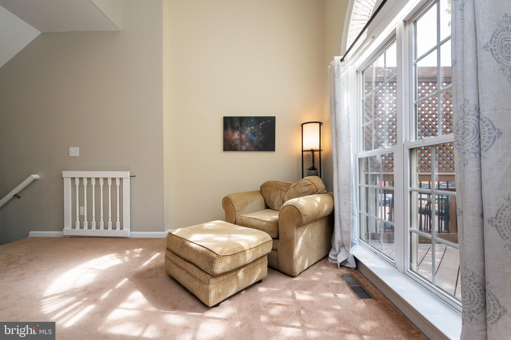 24614 Nettle Mill Square Aldie, VA 20105 - Photo 9 of 48 LIVING ROOM 5