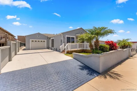 $845,000 | 246 East 26th Street, National City, CA 91950