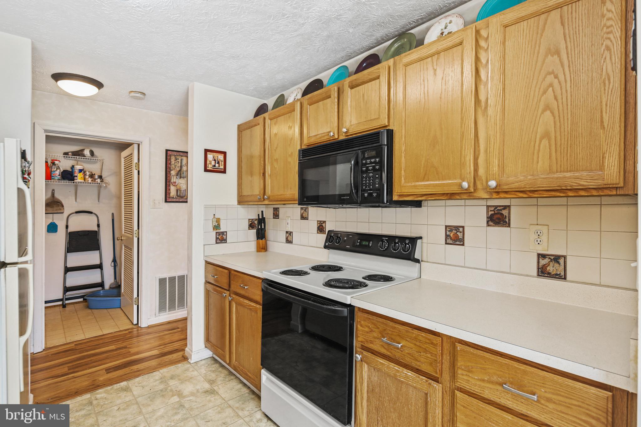 9752 Reese Farm Road, Unit 9752 Owings Mills, MD 21117 - Photo 9 of 27