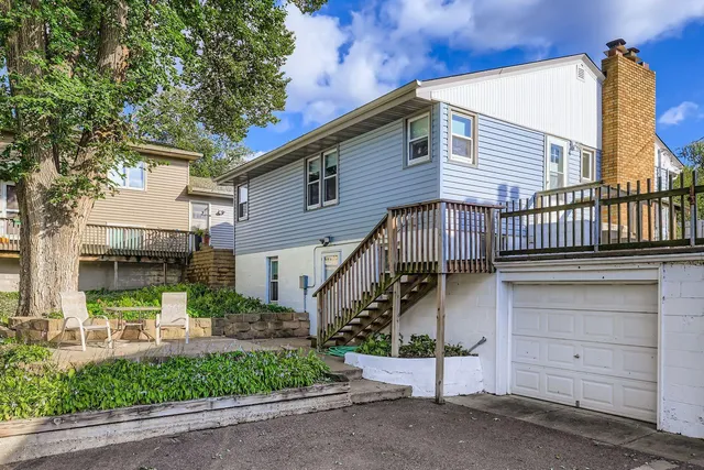 $385,000 | 16418 Minnetonka Boulevard, Minnetonka, MN 55345