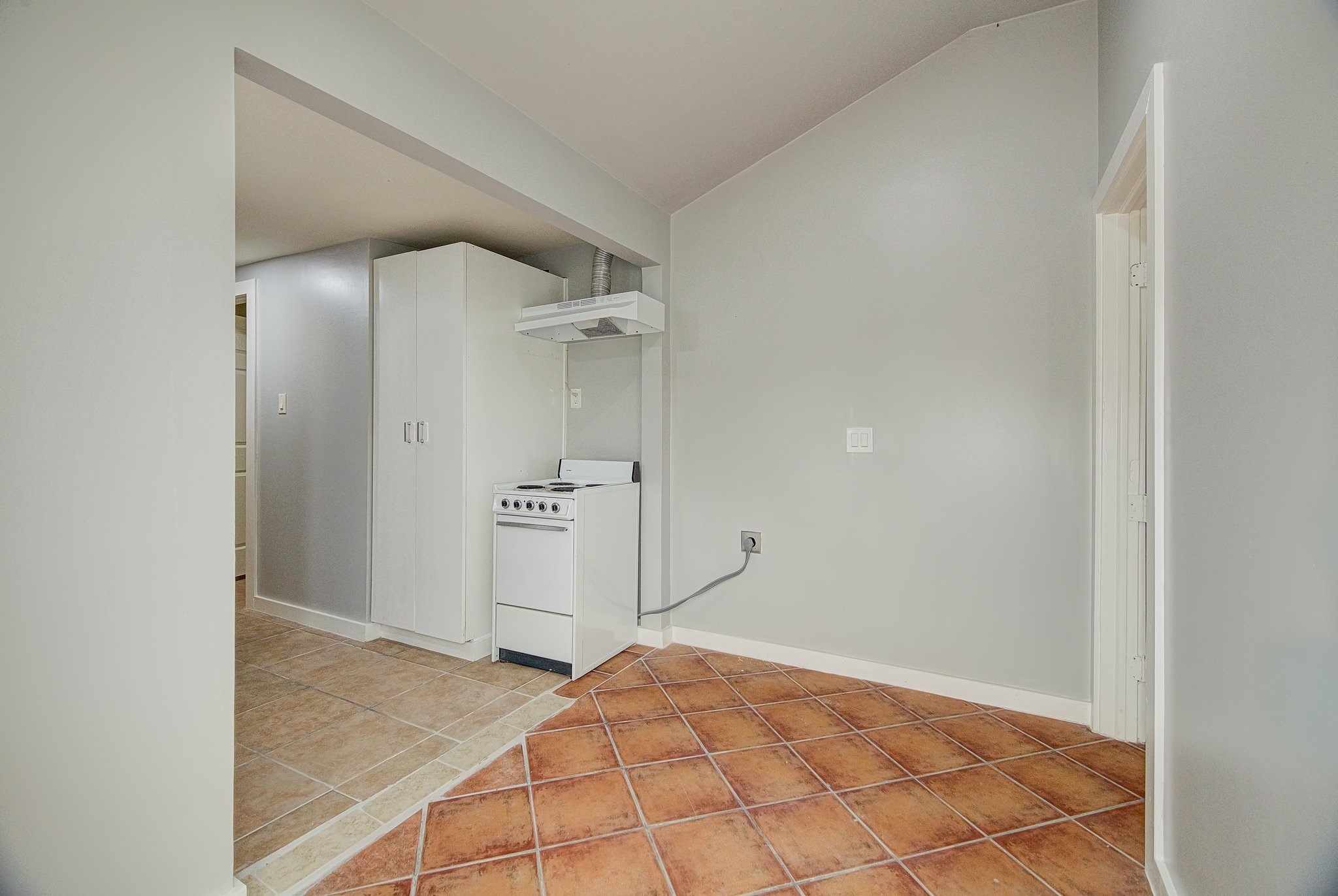 8622 Rayson Road Houston, TX 77080 - Photo 12 of 32