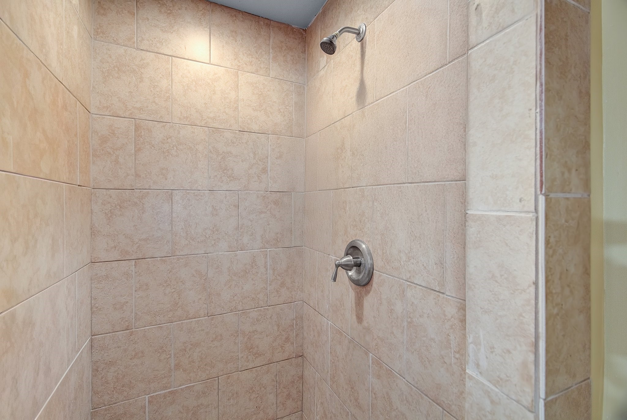 8622 Rayson Road Houston, TX 77080 - Photo 17 of 32