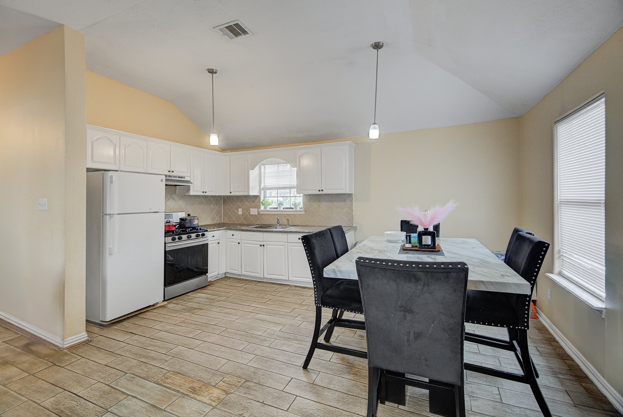 8622 Rayson Road Houston, TX 77080 - Photo 23 of 32