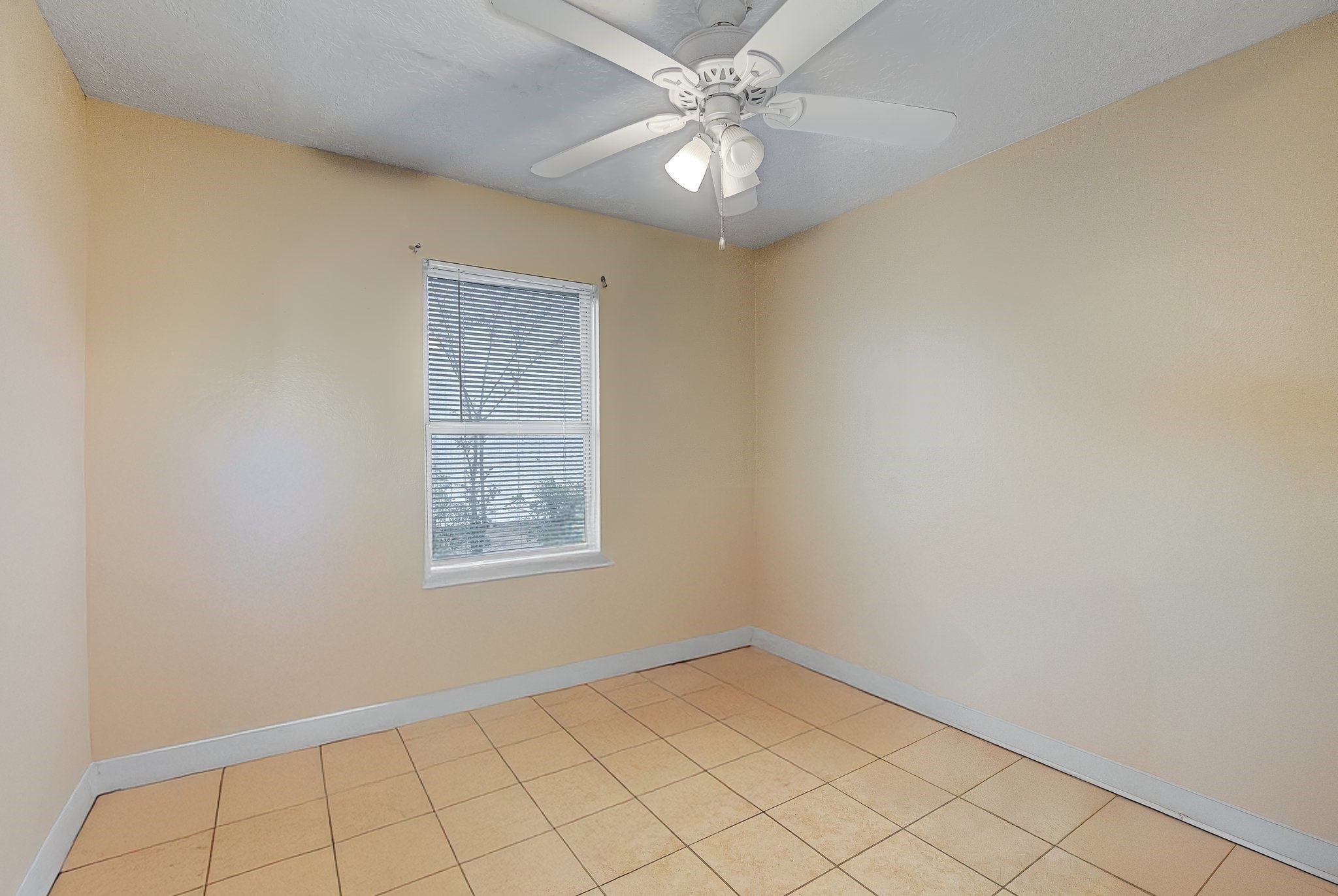 8622 Rayson Road Houston, TX 77080 - Photo 6 of 32