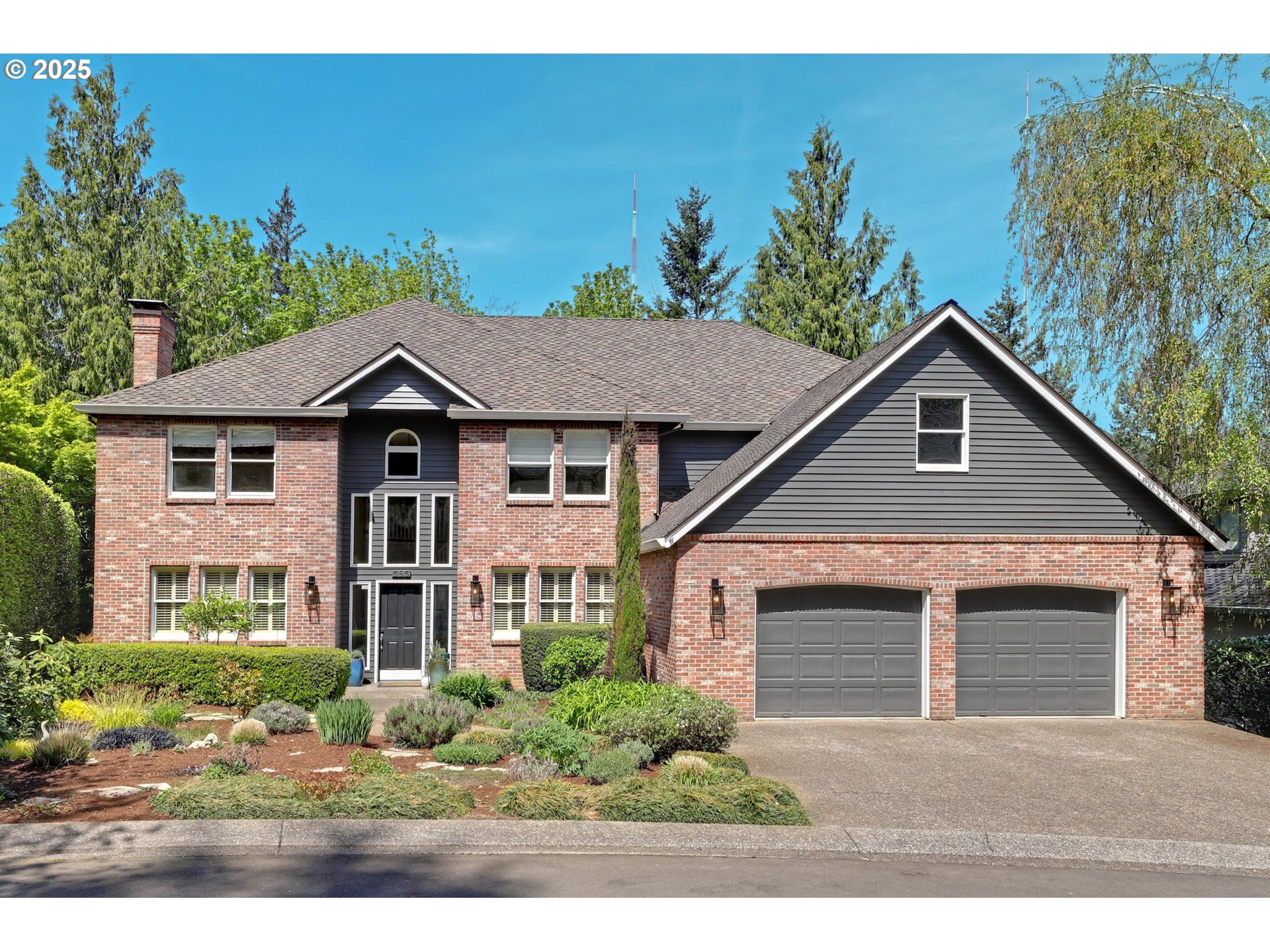 585 Southwest Regency Place Portland, OR 97225 - Photo 1 of 44 Gallery Image 1