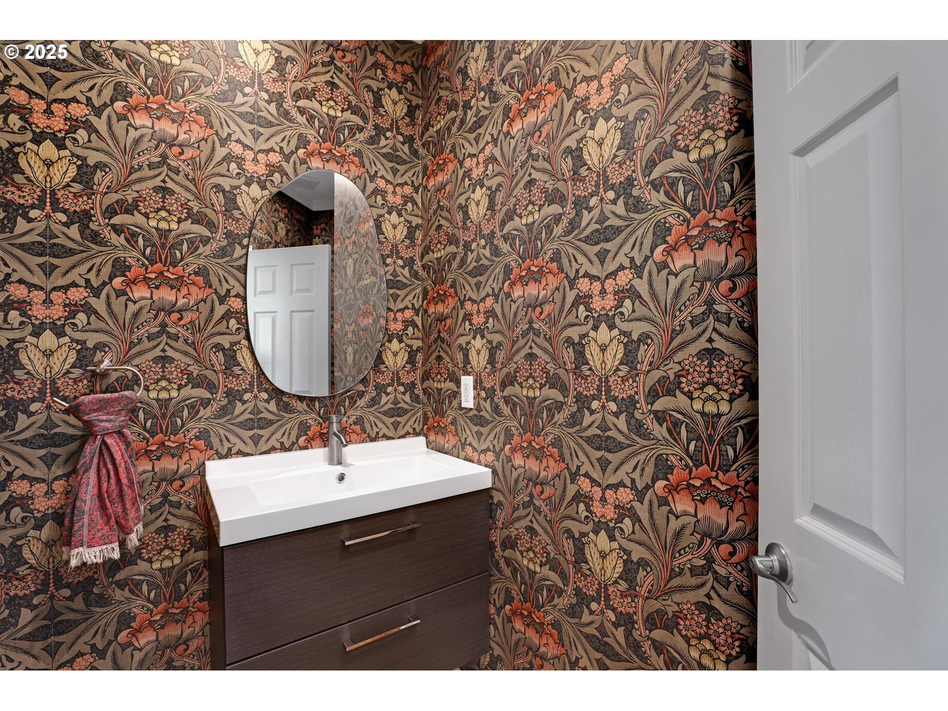 585 Southwest Regency Place Portland, OR 97225 - Photo 20 of 44 Gallery Image 20