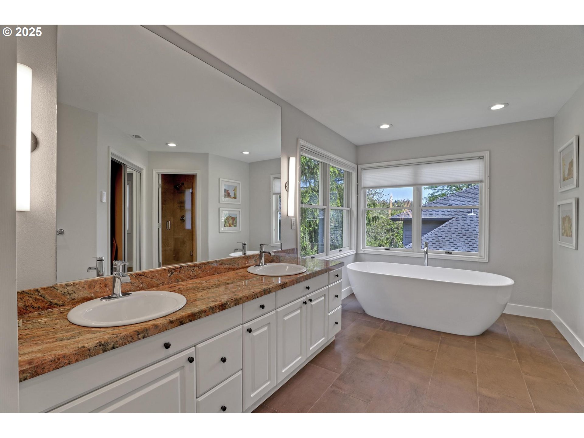 585 Southwest Regency Place Portland, OR 97225 - Photo 27 of 44 Gallery Image 27