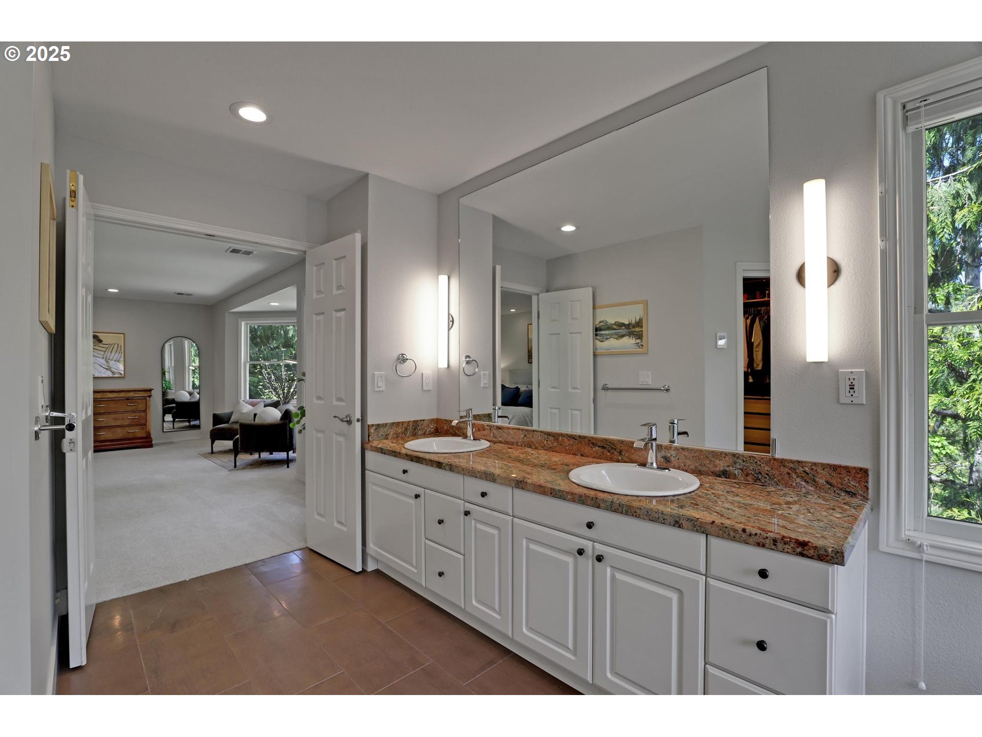 585 Southwest Regency Place Portland, OR 97225 - Photo 28 of 44 Gallery Image 28