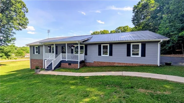 $301,950 | 2474 Woodridge Drive, Asheboro, NC 27205