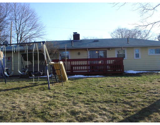 38 Celia Road Braintree, MA 02184 - Photo 3 of 22 Gallery Image 3