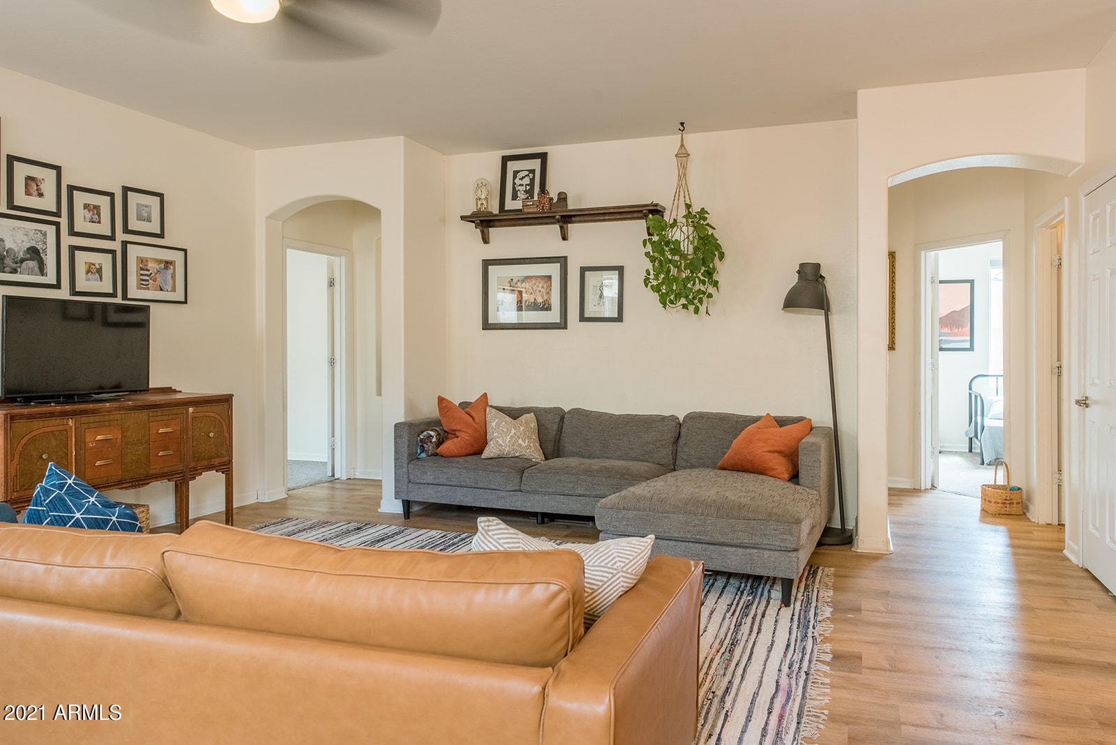 4532 East Murrieta Road Gilbert, AZ 85297 - Photo 6 of 39 Great Room 2