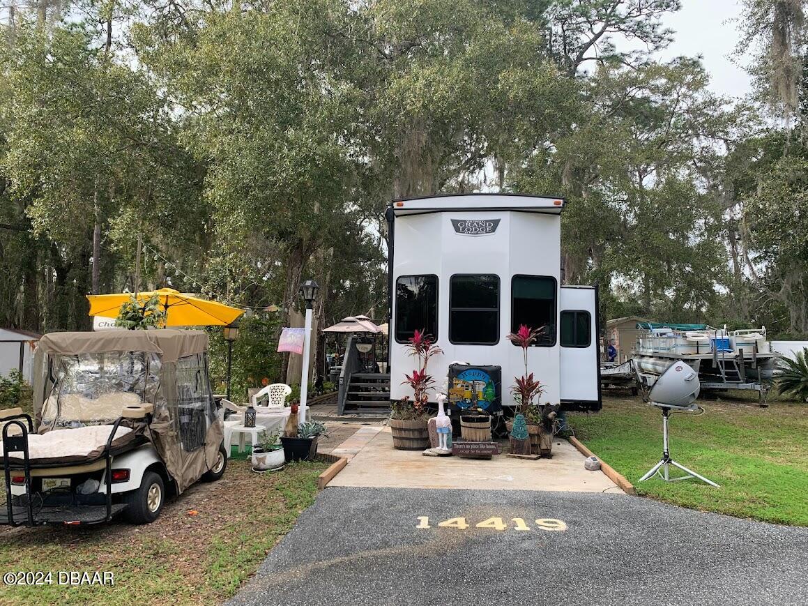 14419 Northeast 252nd Ct Road Salt Springs, FL 32134 - Photo 1 of 31 134 18