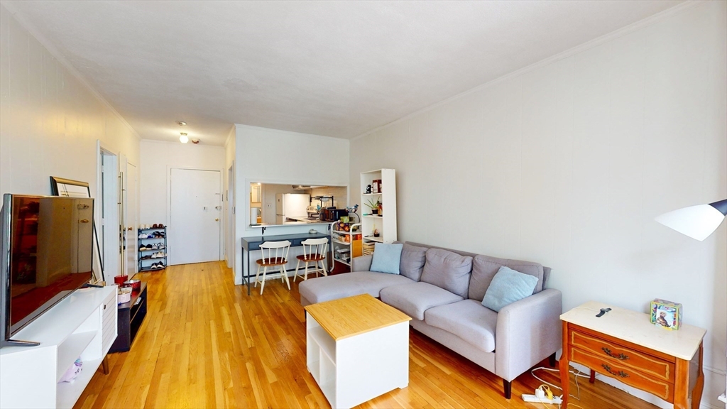 513 Beacon Street, Unit 5 Boston, MA 02215 - Photo 5 of 20