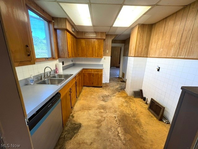 1919 Parkman Road Northwest Warren, OH 44485 - Photo 11 of 41 from the door of the Mud room into the Kitchen