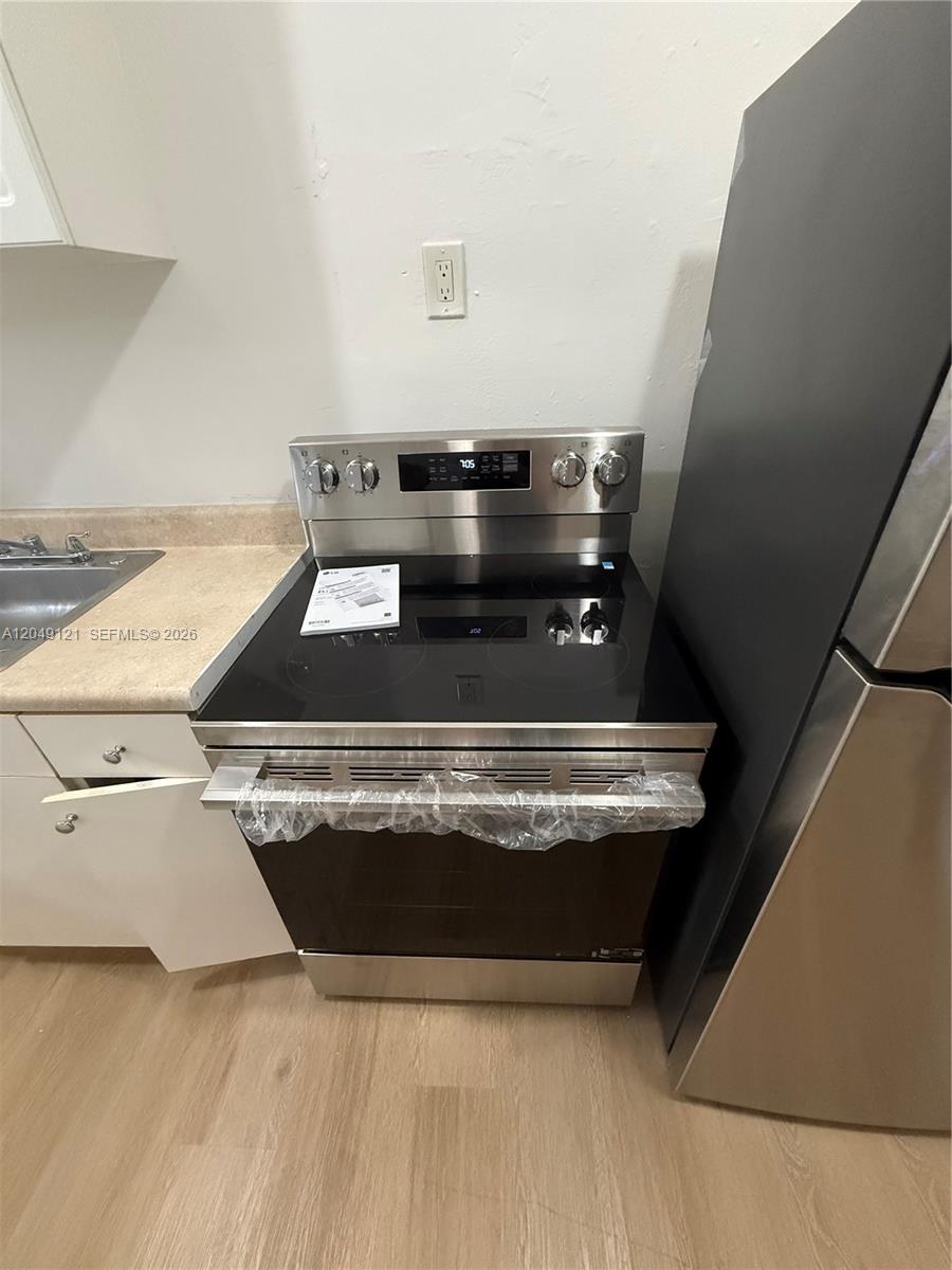 469 Southwest 3rd Street, Unit 4 Miami, FL 33130 - Photo 5 of 15