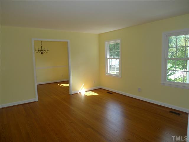 1300 Currituck Drive Raleigh, NC 27609 - Photo 6 of 16 Living Room