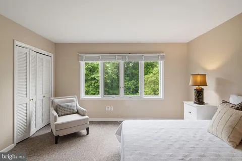 $1,085,000 | 18 Manor Brook Road, Monkton, MD 21111