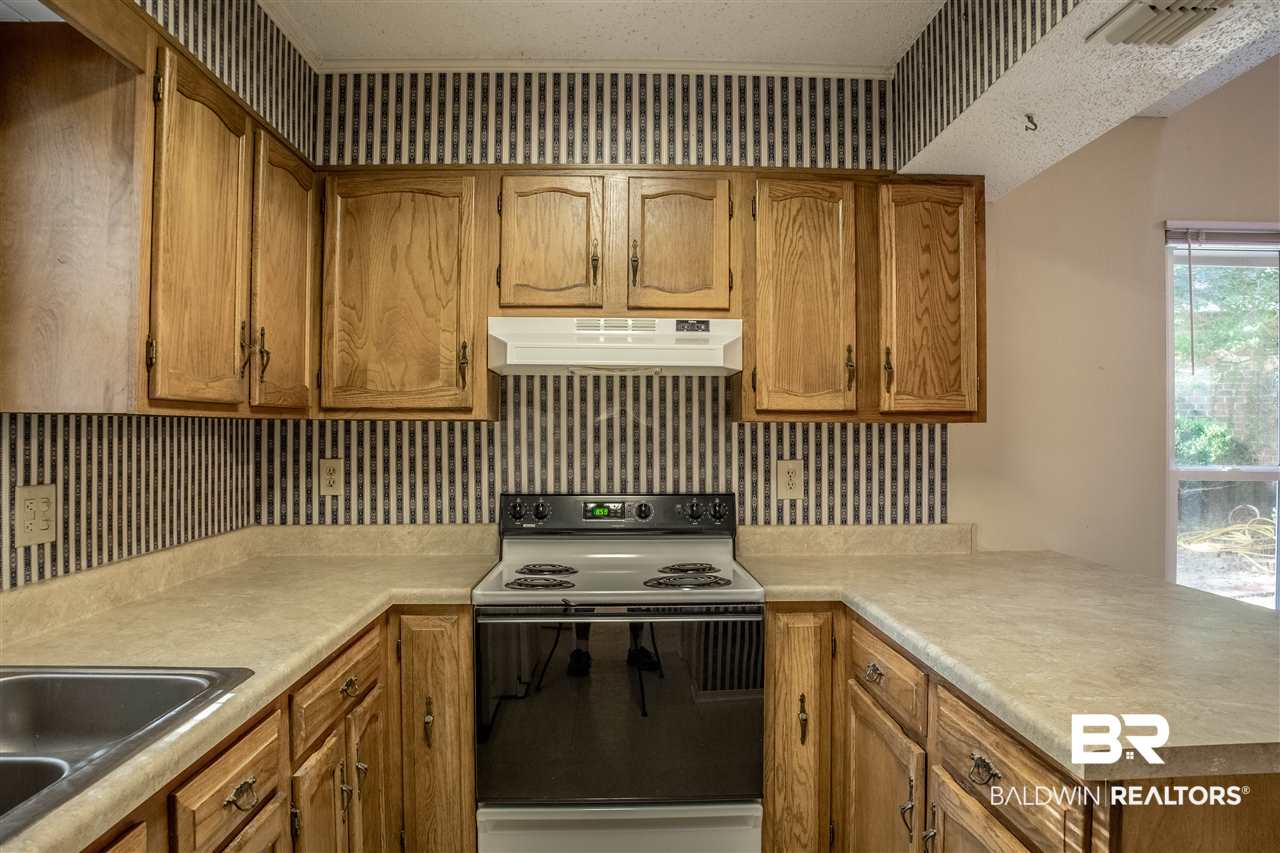 1831 Spring Brook Court Mobile, AL 36609 - Photo 11 of 28