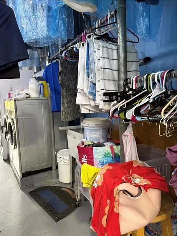 $200,000 | 1900 West 60th Street, Hialeah, FL 33012