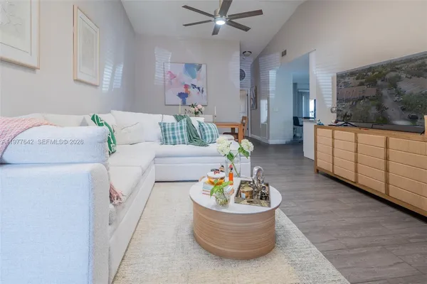 $1,200 | 1662 North 14th Terrace, Hollywood, FL 33020