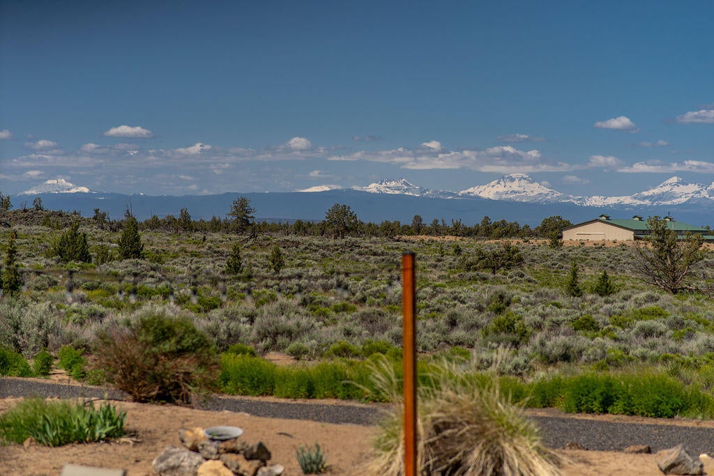 17446 Southwest Mount Adams Loop Powell Butte, OR 97753 - Photo 50 of 72 RileyVisualsa-49