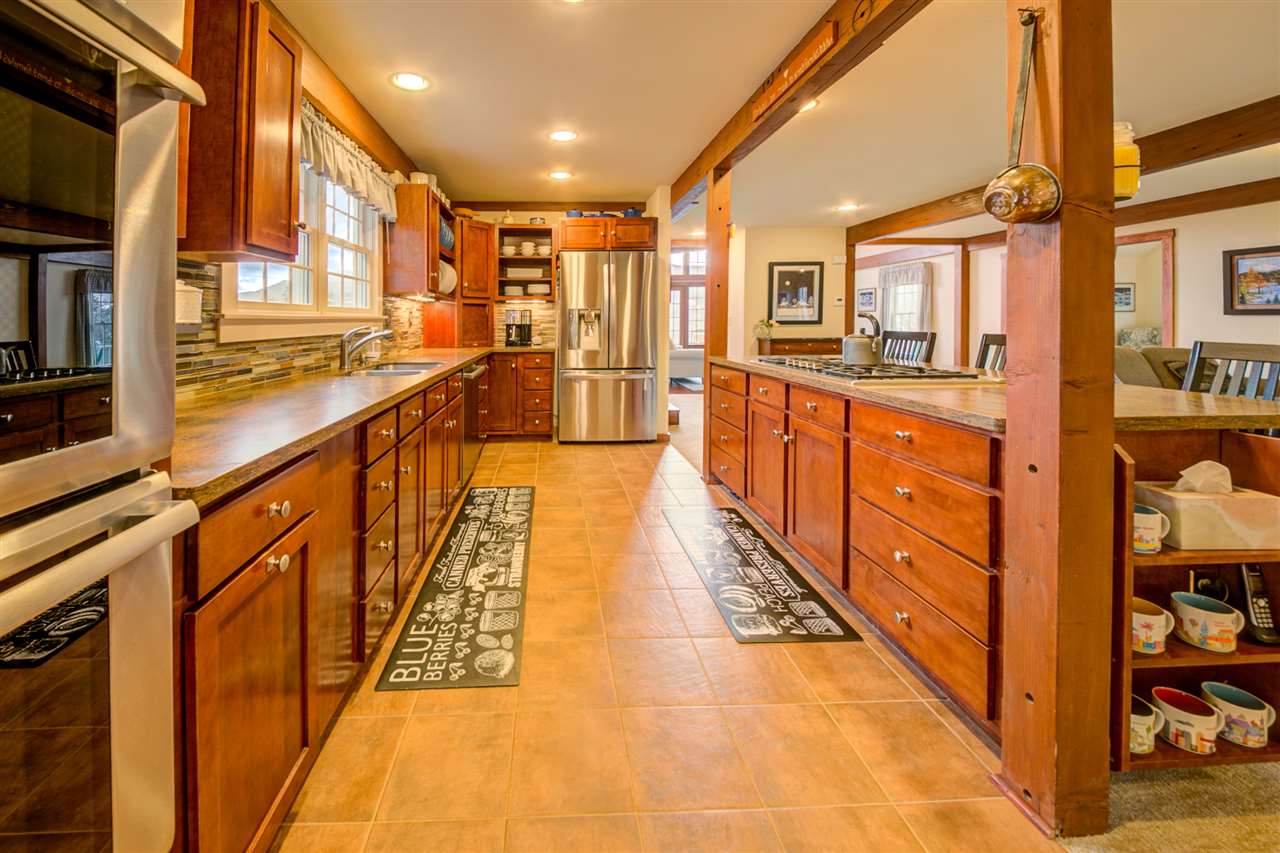 361 Hannah Loop Carroll, NH 03595 - Photo 8 of 37 Gallery Image 8