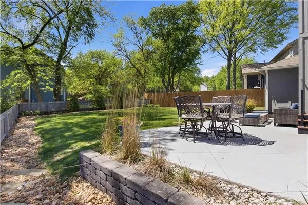 $515,000 | 12784 South Hallet Street, Olathe, KS 66062