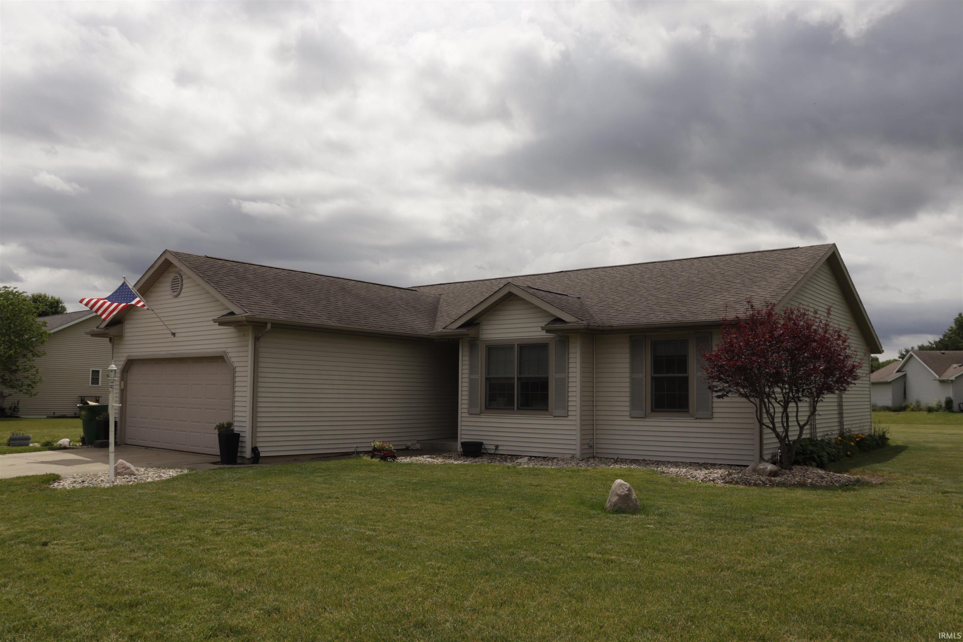 58023 Prairie Ridge Road Goshen, IN 46528 - Photo 2 of 26