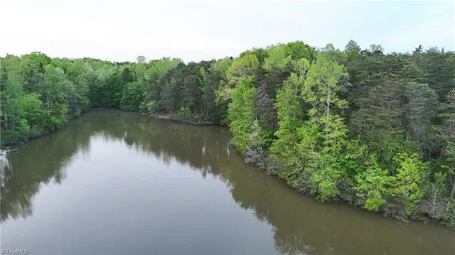 $118,900 | 618 Crystal Cove Lane, Yanceyville, NC 27379