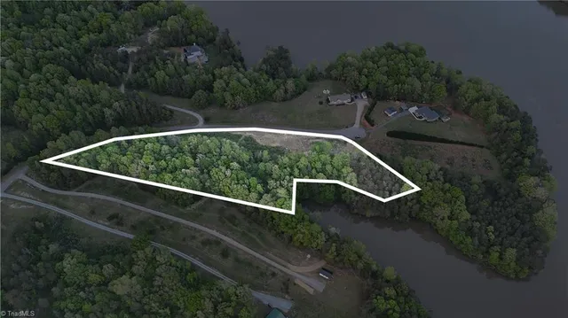 $118,900 | 618 Crystal Cove Lane, Yanceyville, NC 27379