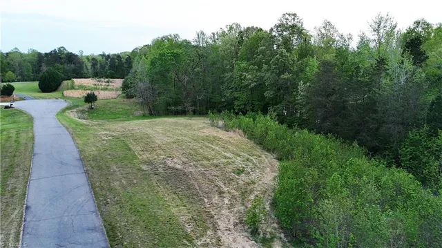 $118,900 | 618 Crystal Cove Lane, Yanceyville, NC 27379