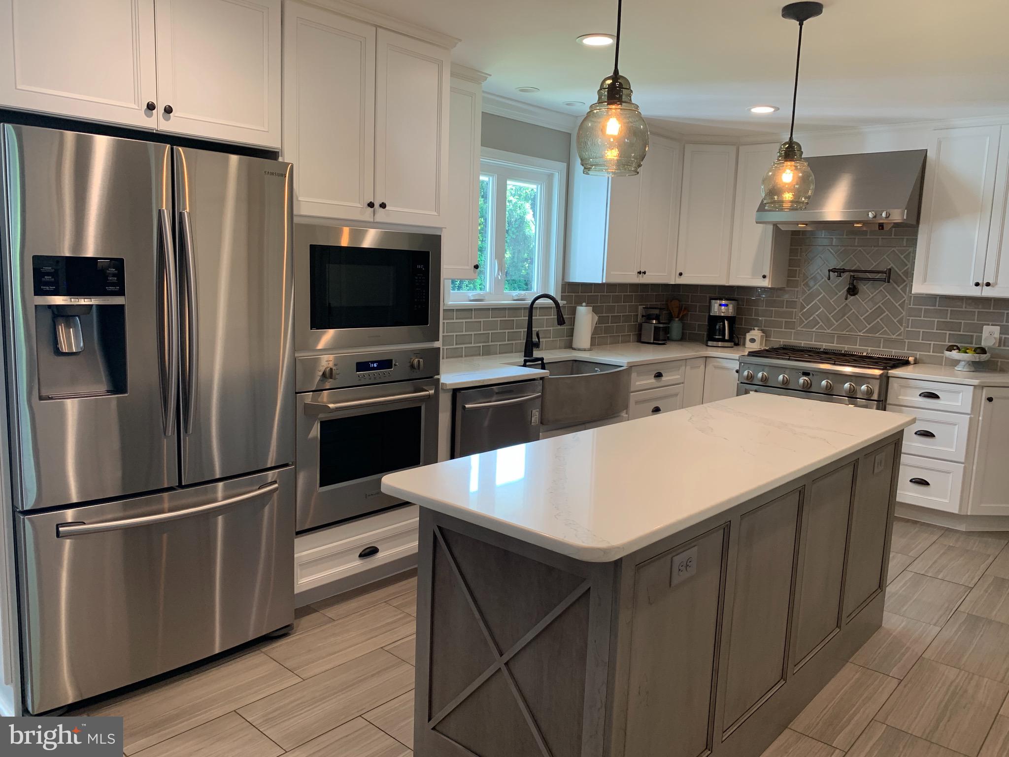 1509 Sherbrook Road Lutherville-Timonium, MD 21093 - Photo 1 of 46 Custom Yorktowne kitchen with Quartz counters.
