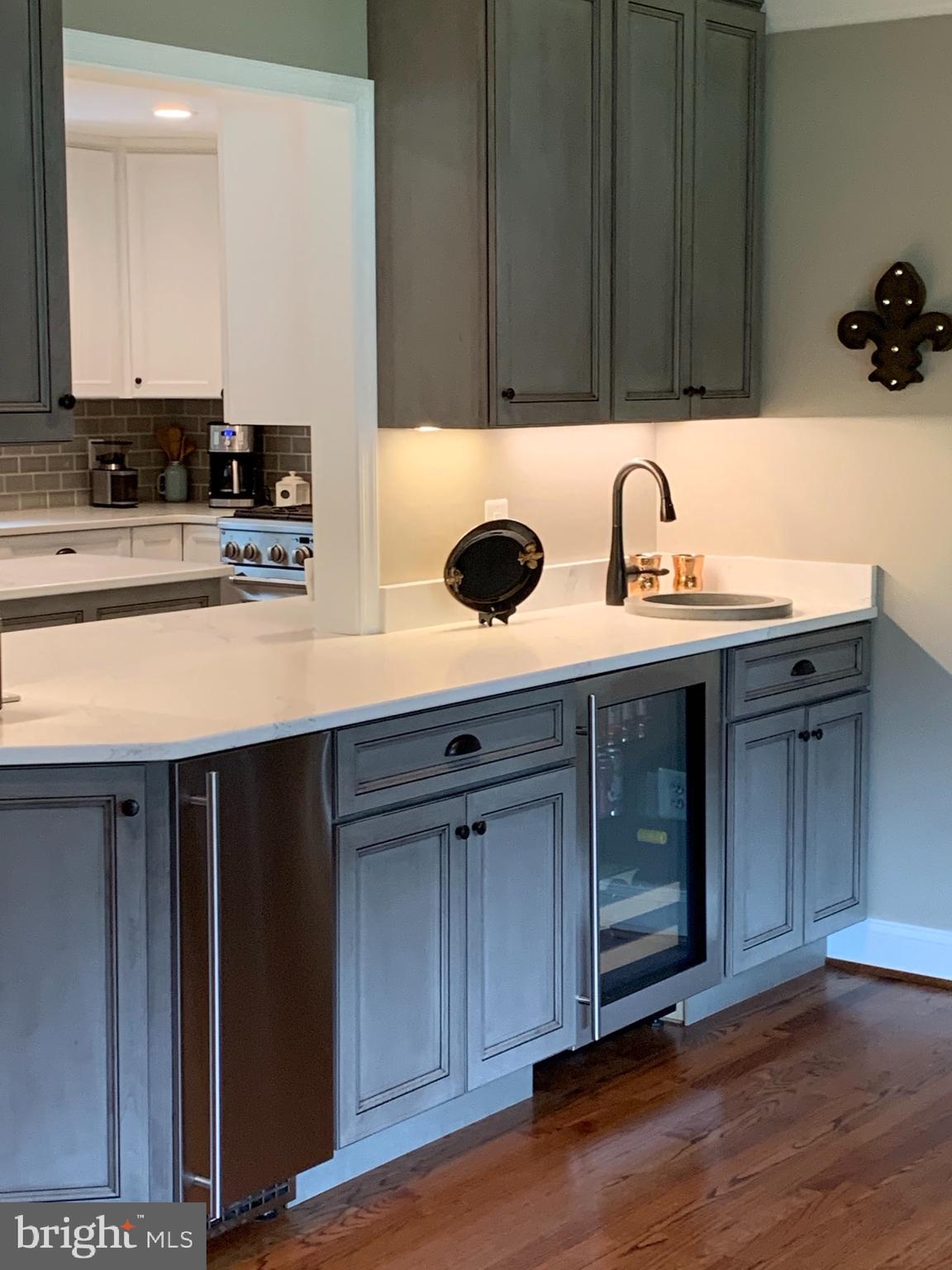 1509 Sherbrook Road Lutherville-Timonium, MD 21093 - Photo 2 of 46 Dining room wet bar with ice maker .