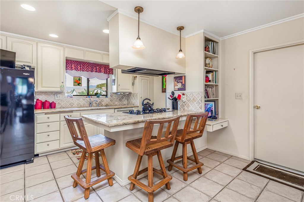 143 Walnut Avenue Redlands, CA 92373 - Photo 15 of 34