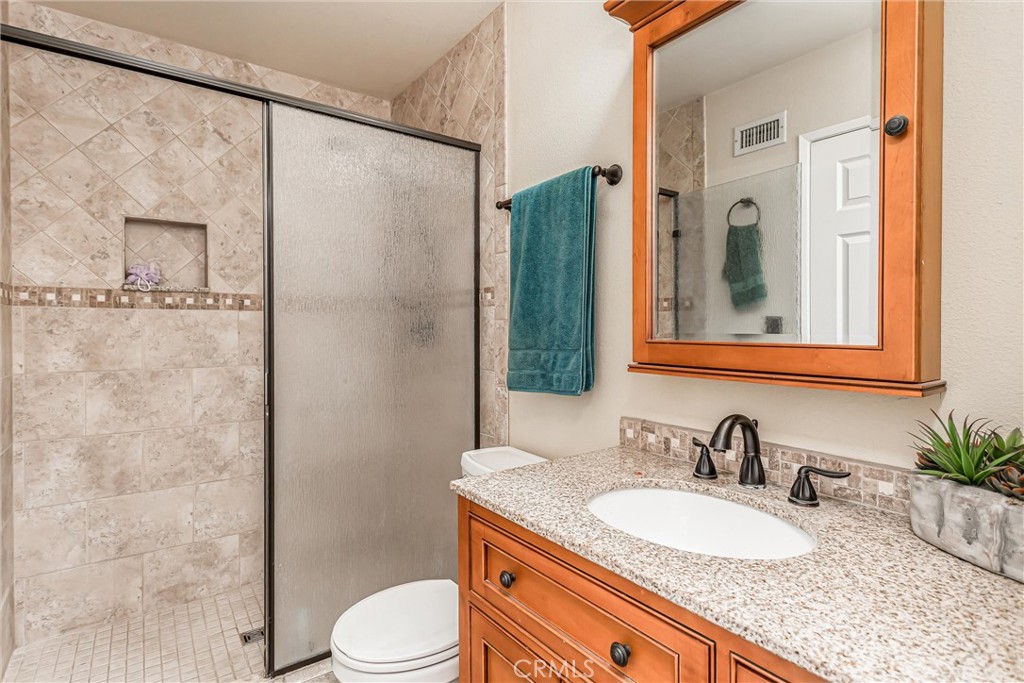 143 Walnut Avenue Redlands, CA 92373 - Photo 27 of 34