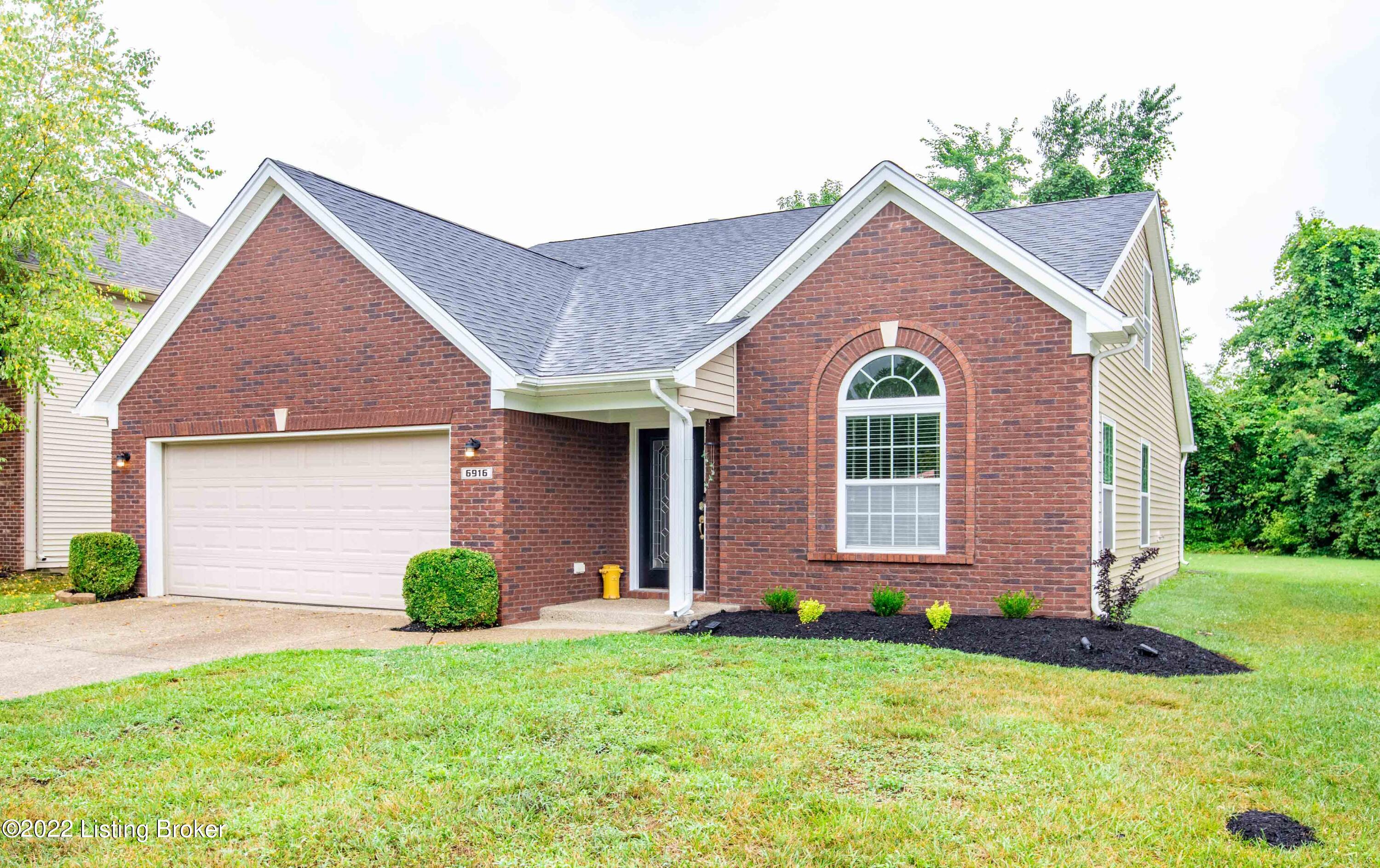 6916 Fernview Road Louisville, KY 40291 - Photo 2 of 32 6916-Fernview-Rd_002