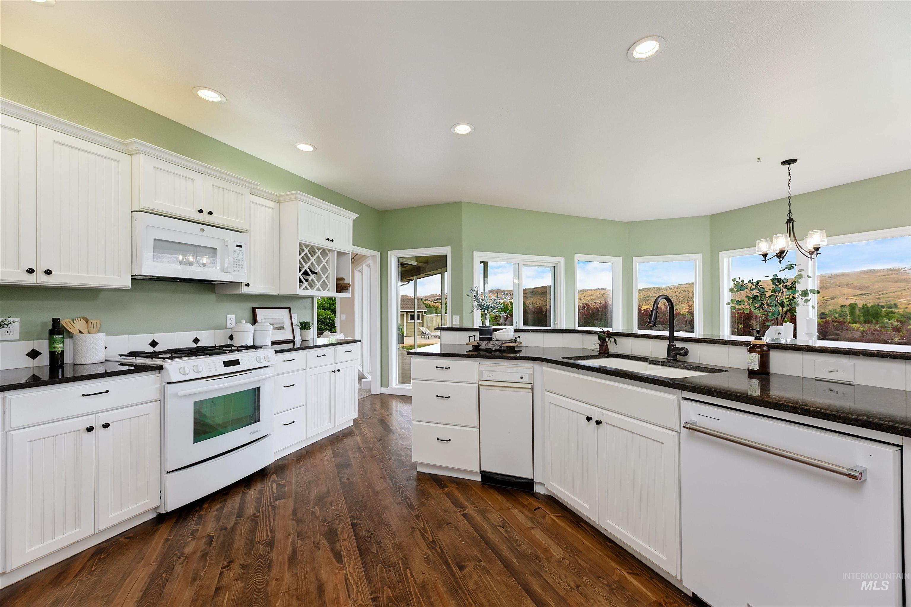 13600 North Seamans Gulch Road Boise, ID 83714 - Photo 21 of 38