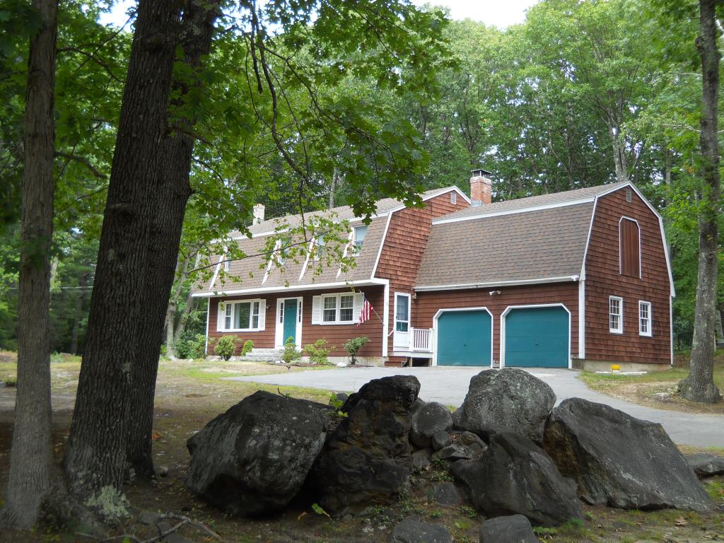 29 Woodridge Road Hampstead, NH 03826 - Photo 1 of 26 Gallery Image 1
