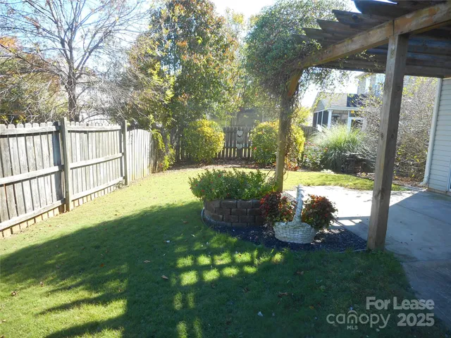 $2,795 | 17207 Overstone Court, Charlotte, NC 28277