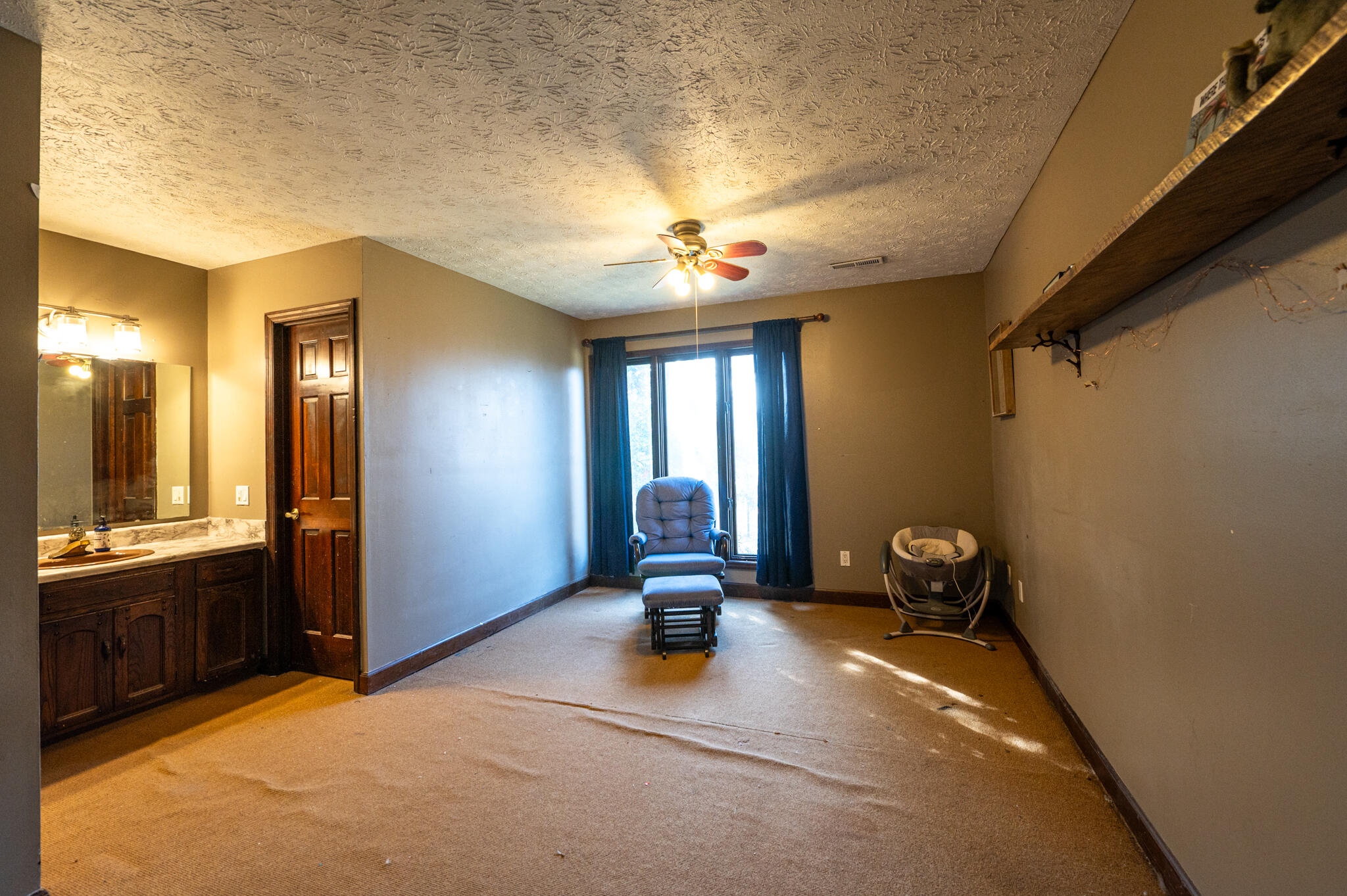 6537 Hideaway Road Ooltewah, TN 37363 - Photo 12 of 15 VS6_9371