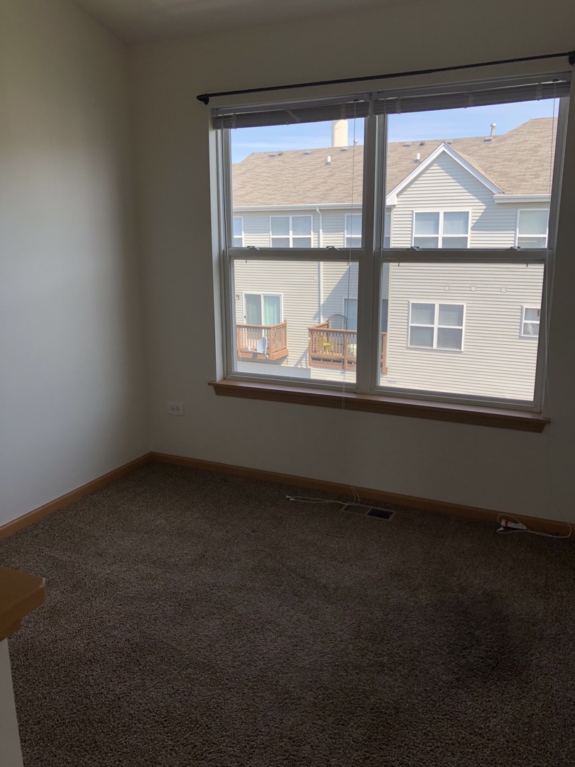 34377 North Barberry Road Round Lake, IL 60073 - Photo 14 of 16
