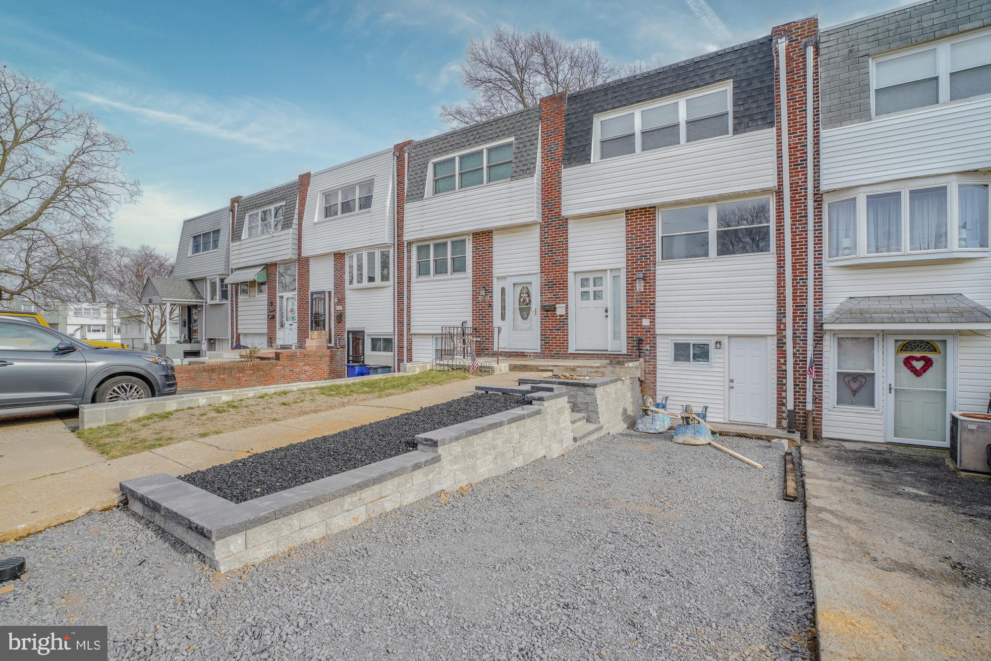 4209 Lawnside Road Philadelphia, PA 19154 - Photo 1 of 49 Gallery Image 1