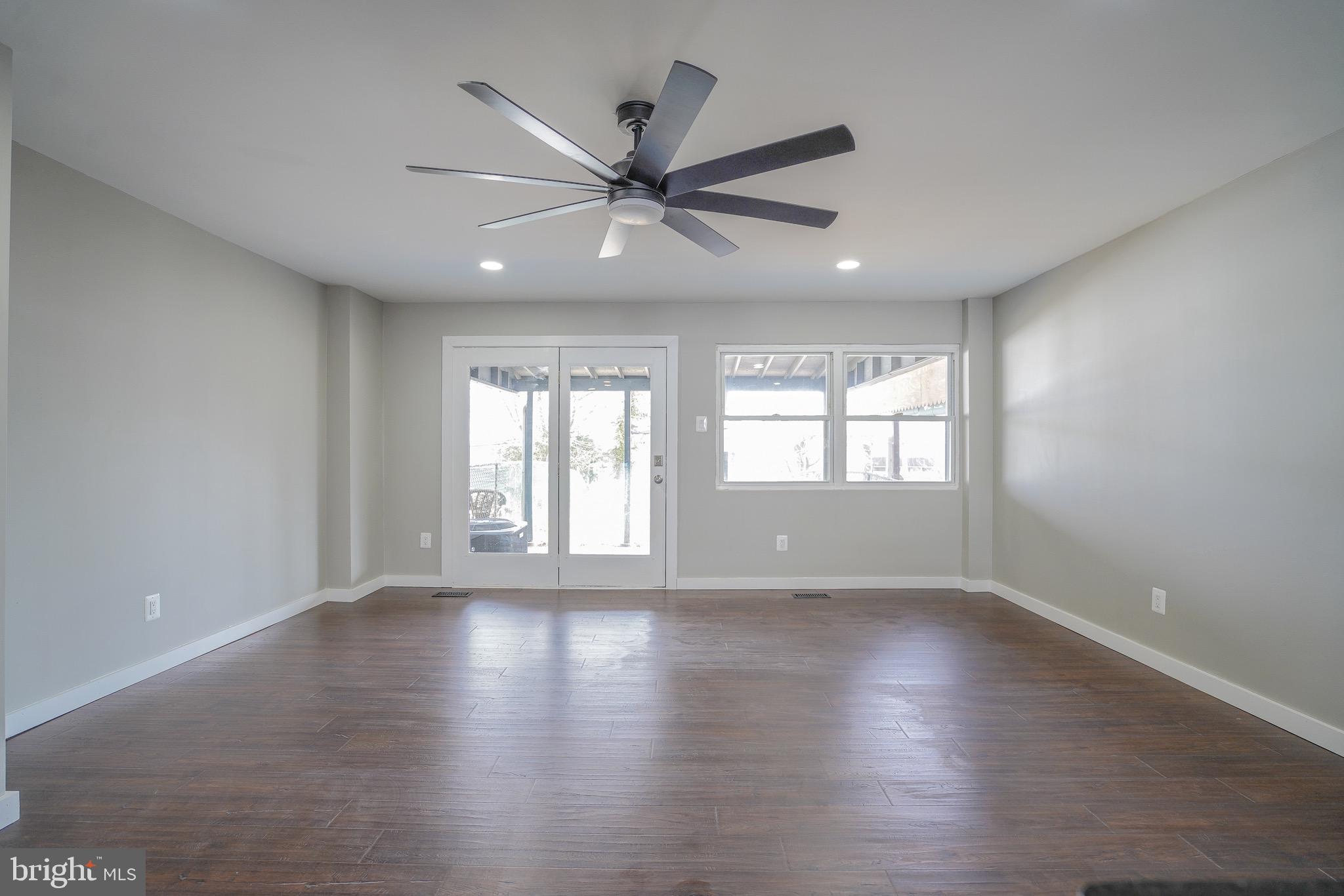 4209 Lawnside Road Philadelphia, PA 19154 - Photo 11 of 49 Gallery Image 11